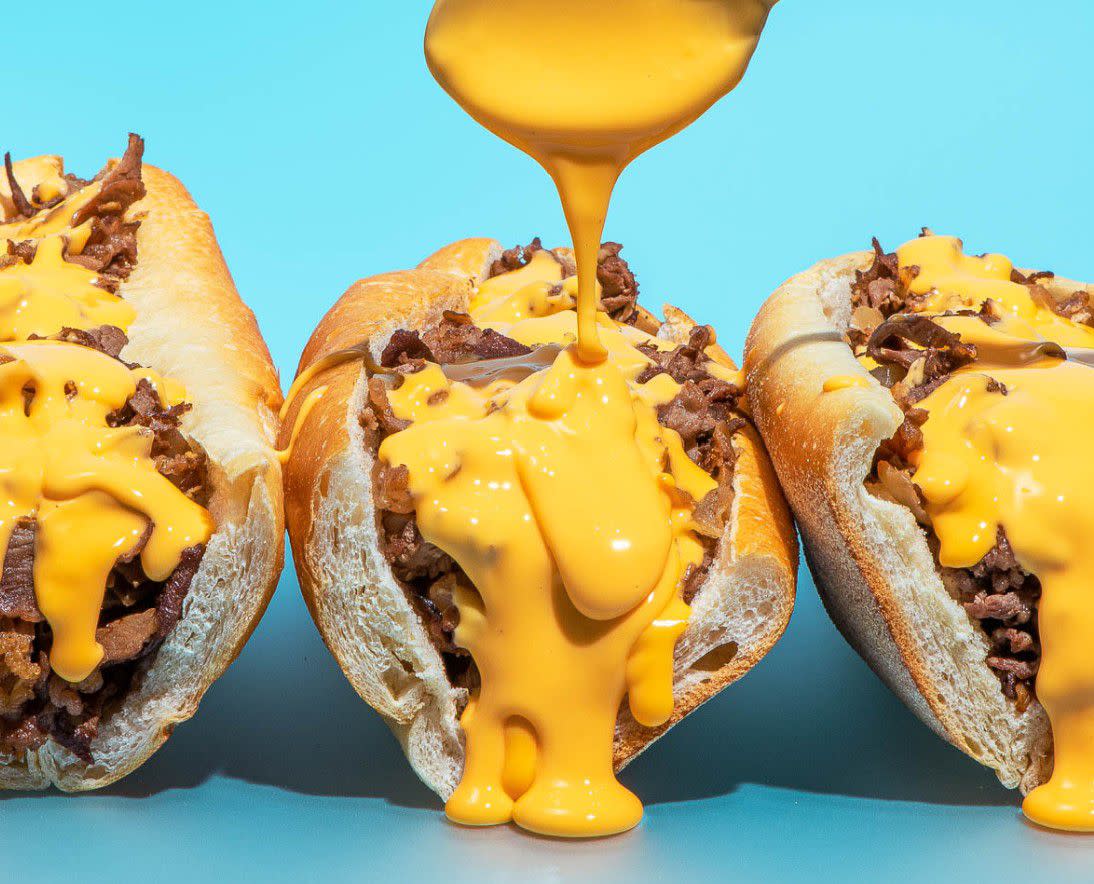 <h2><a href="https://www.msn.com/en-us/news/other/these-are-the-best-10-philly-cheesesteaks-thatll-ship-right-to-your-doorstep/ss-BB1qP4gT?disableErrorRedirect=true&infiniteContentCount=0" rel="nofollow noopener" target="_blank" data-ylk="slk:These are the Best 10 Philly Cheesesteaks That'll Ship Right to Your Doorstep;elm:context_link;itc:0;sec:content-canvas" class="link rapid-noclick-resp">These are the Best 10 Philly Cheesesteaks That'll Ship Right to Your Doorstep</a></h2><span class="copyright"> Pat’s King of Steaks </span>