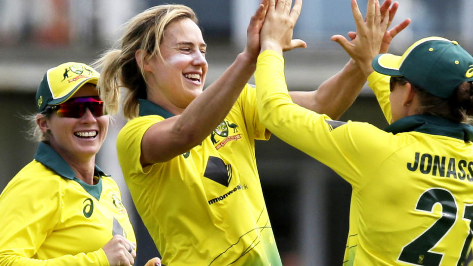 Ellyse Perry celebrates a wicket during the third one-day international of the women's Ashes series. (Photo by Henry Browne/Getty Images)