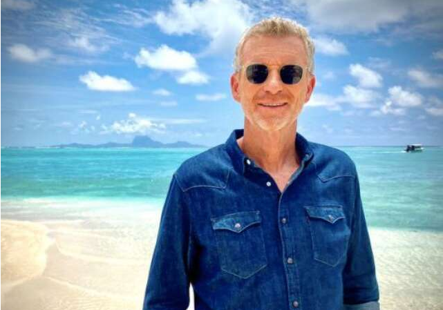 Pour Denis Brogniart, la nouvelle saison de « Koh-Lanta » sur TF1 s’annonce renversante.