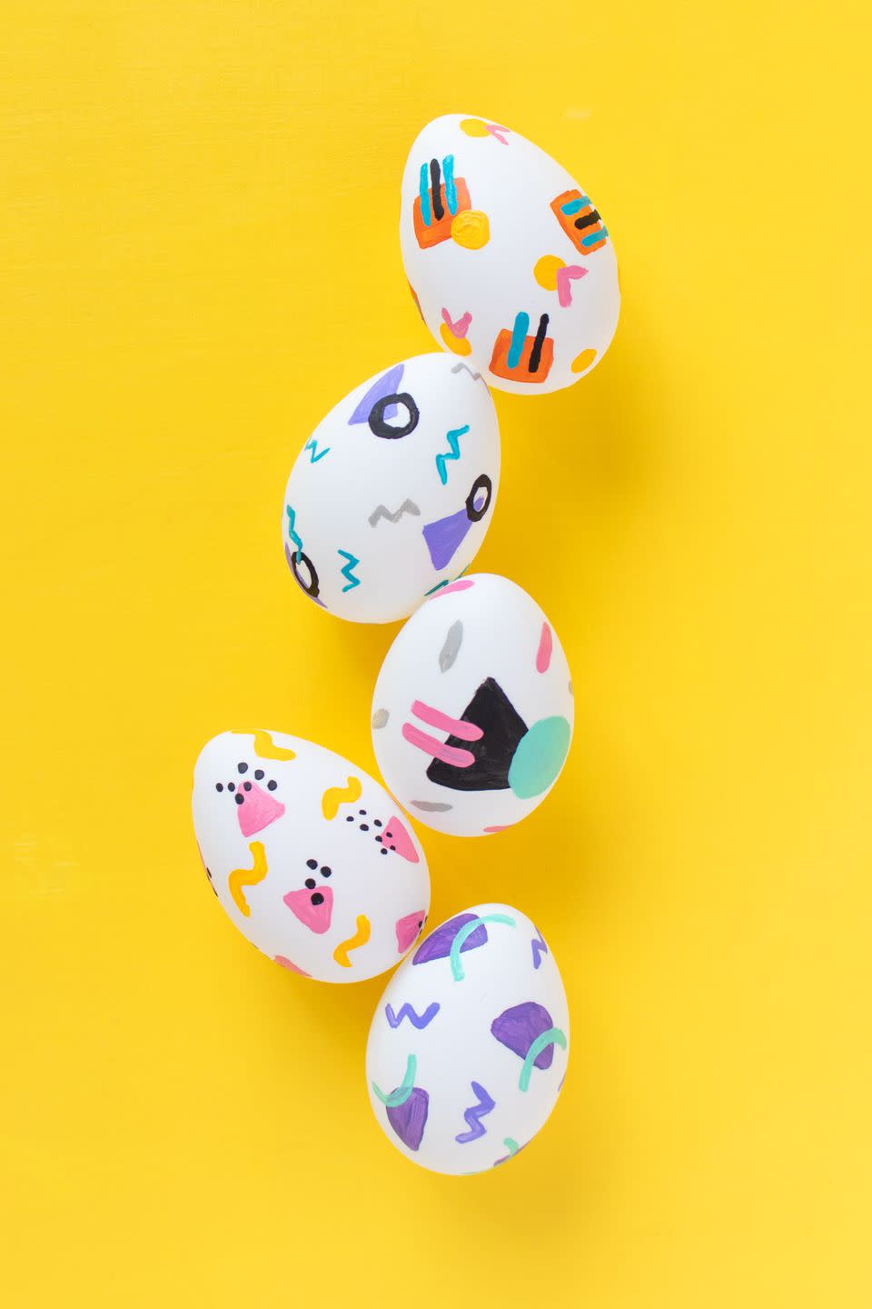 '90s-Patterned Easter Eggs