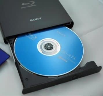 『分享』Sony BDX-S600U 新型藍光外接燒錄機
