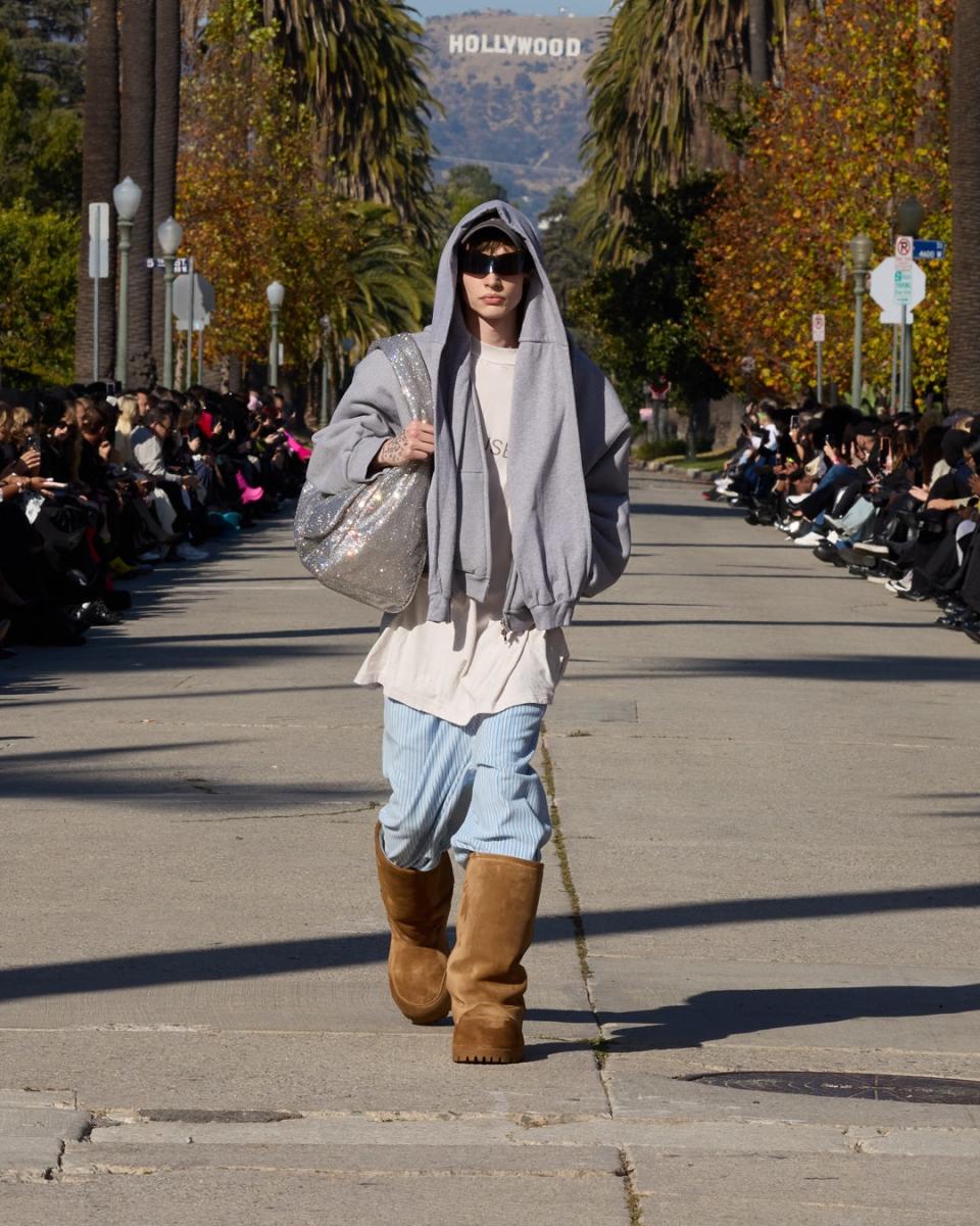 Boxy hoodies, oversized sherpa boots, and an enormous It bag: Demna nails the modern Hollywood look.