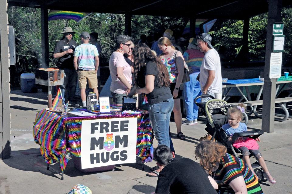 Free Mom Hugs of Ohio, an LGBTQ support organization, made an appearance at the event.