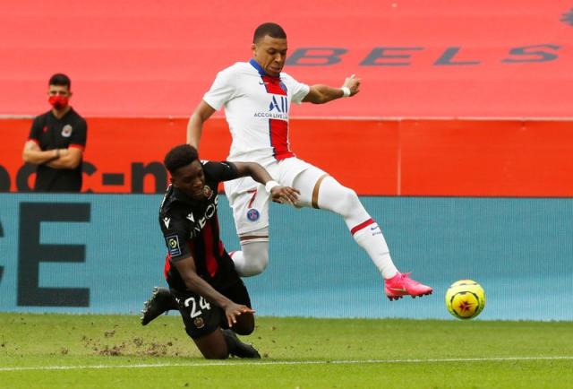 Mbappe shines as PSG hit top gear in Nice, Sports