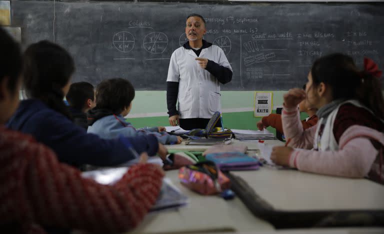 Fue reconocido como uno de los semifinalistas a ganar el premio Docentes que Inspiran, de la Fundación Varkey