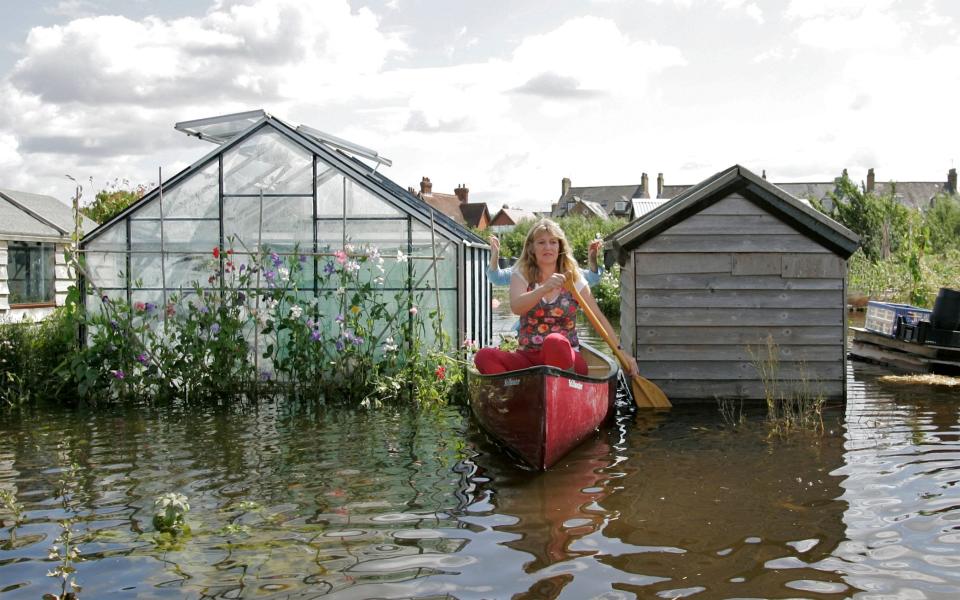 The floods of 2007 inspired the people of Osney Lock to harness the river's power for good - EDMOND TERAKOPIAN/AFP/Getty Images