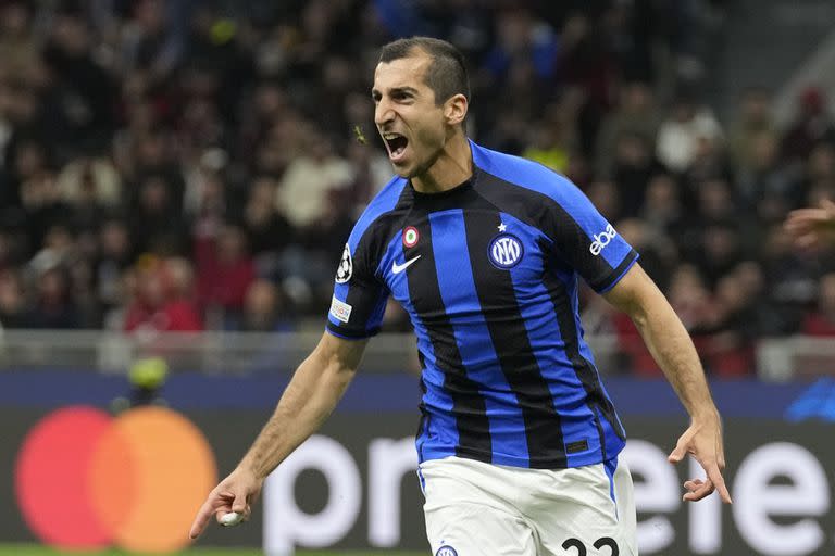 Inter ganó la ida 2 a 0 sobre Milan y está a un paso de volver a jugar una final de la Champions 
