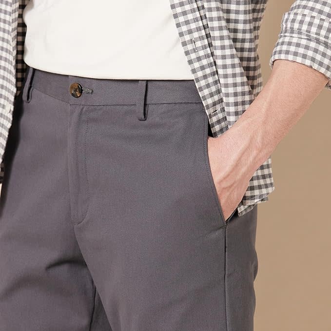 Usar pantalones de corte sencillo y clásico te da un aire de elegancia casual. (Foto: Amazon)