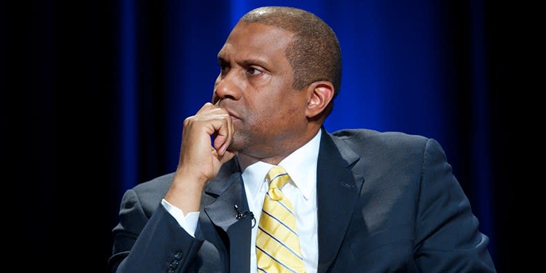 Tavis Smileys Pbs Show Suspended Over Sexual Misconduct Allegations 