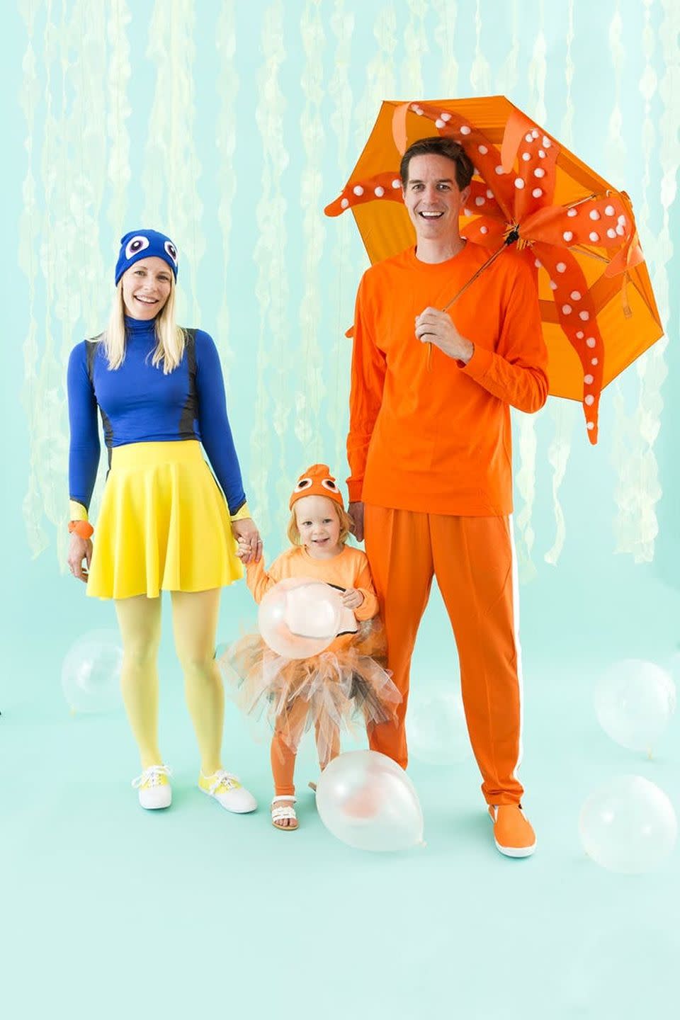 DIY Finding Dory (or Nemo!) Family Costume