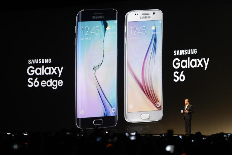 Samsung Electronics President and CEO JK Shin presents the Samsung Galaxy S6 during the 2015 Mobile World Congress in Barcelona, Spain, on March 1, 2015