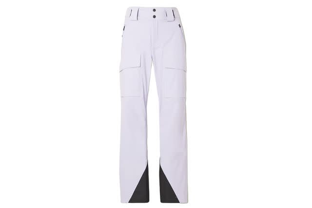 The 9 Best Ski Pants to Wear From The Slopes To Après Ski Drinks