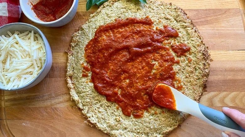 gluten-free cauliflower pizza crust