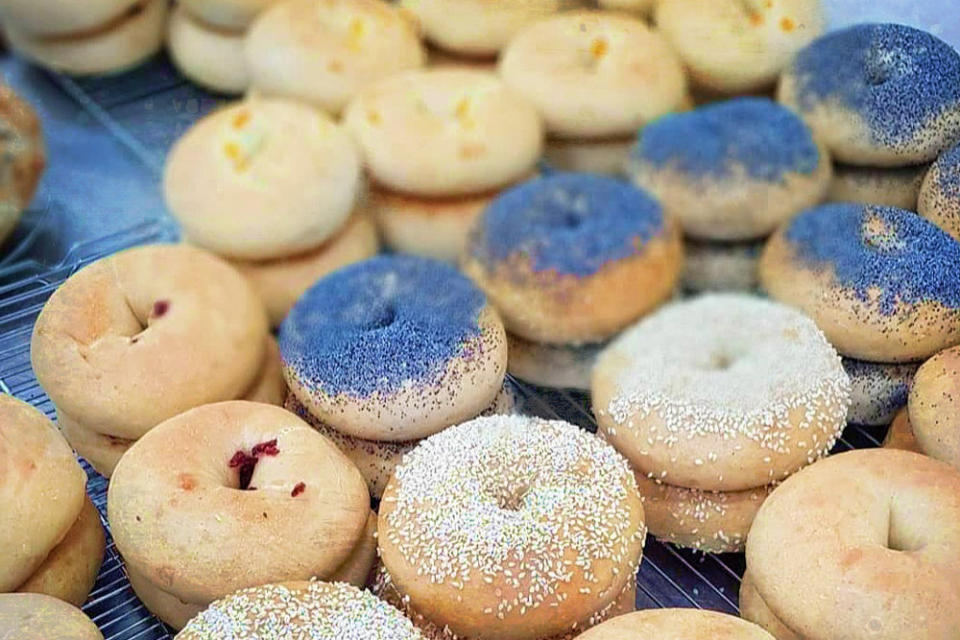 Helenshomebake offers 23 varieties of sourdough bagels.