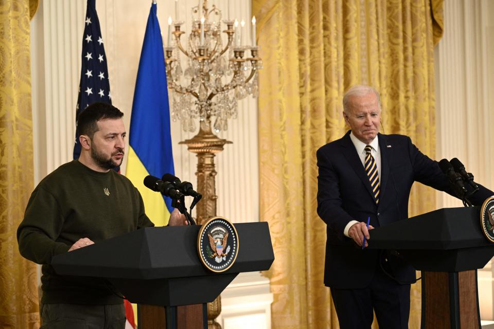 President Biden and Volodymyr Zelensky 