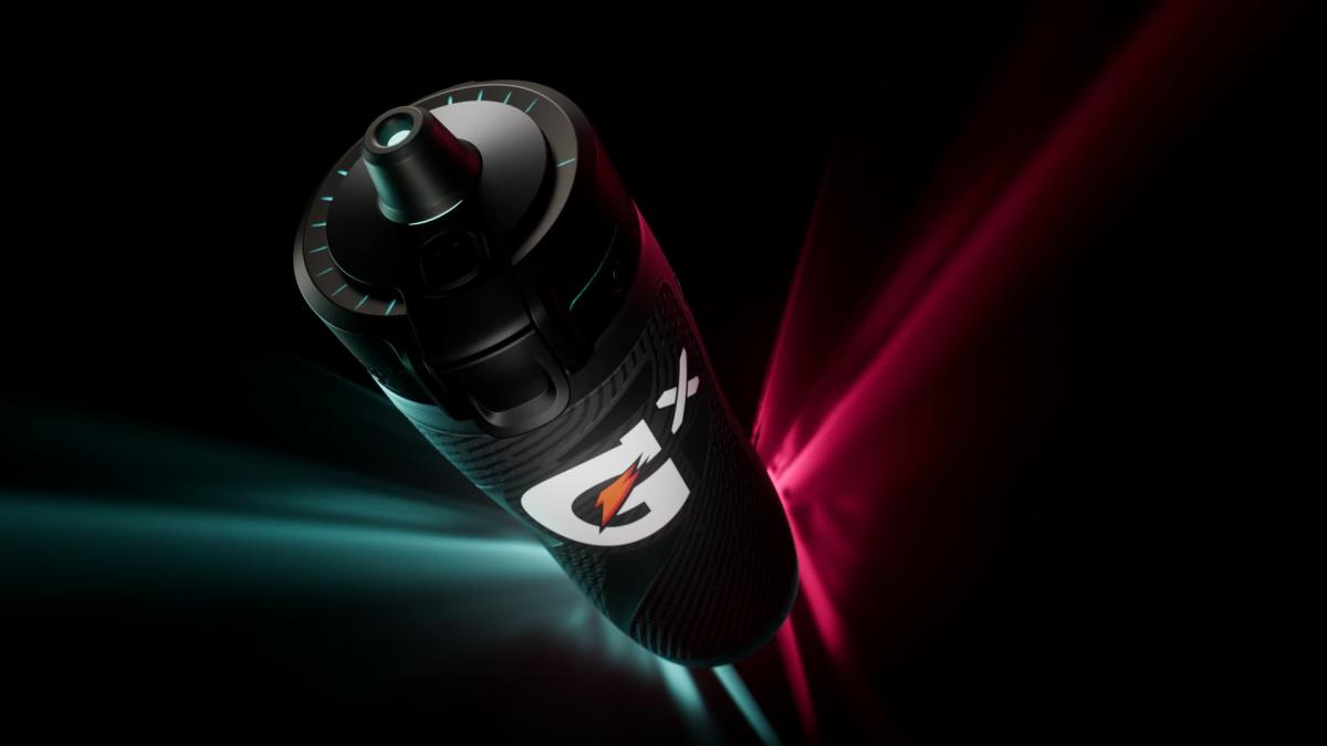 Gatorade's smart water bottle uses sweatiness to gauge when you need to  hydrate