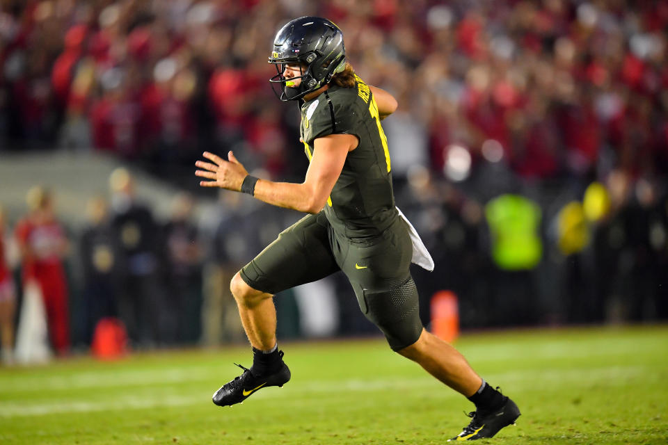 Oregon QB Justin Herbert makes sense for a lot of NFL teams in 2020. (Photo by Alika Jenner/Getty Images)