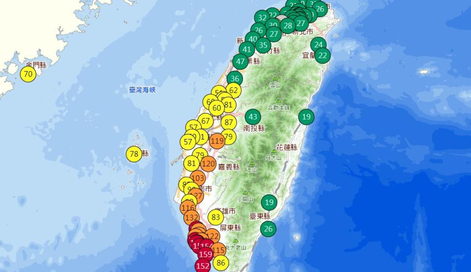 今日12時全台空氣品質資料。   圖：擷取自環保署空氣品質監測網