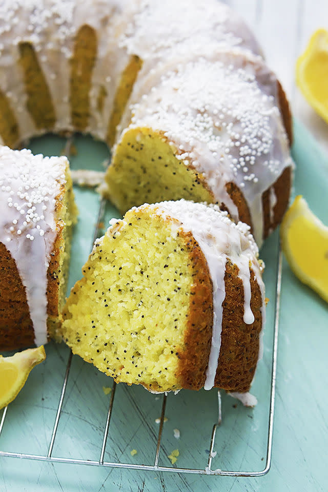 Lemon Poppy Seed Bundt Cake