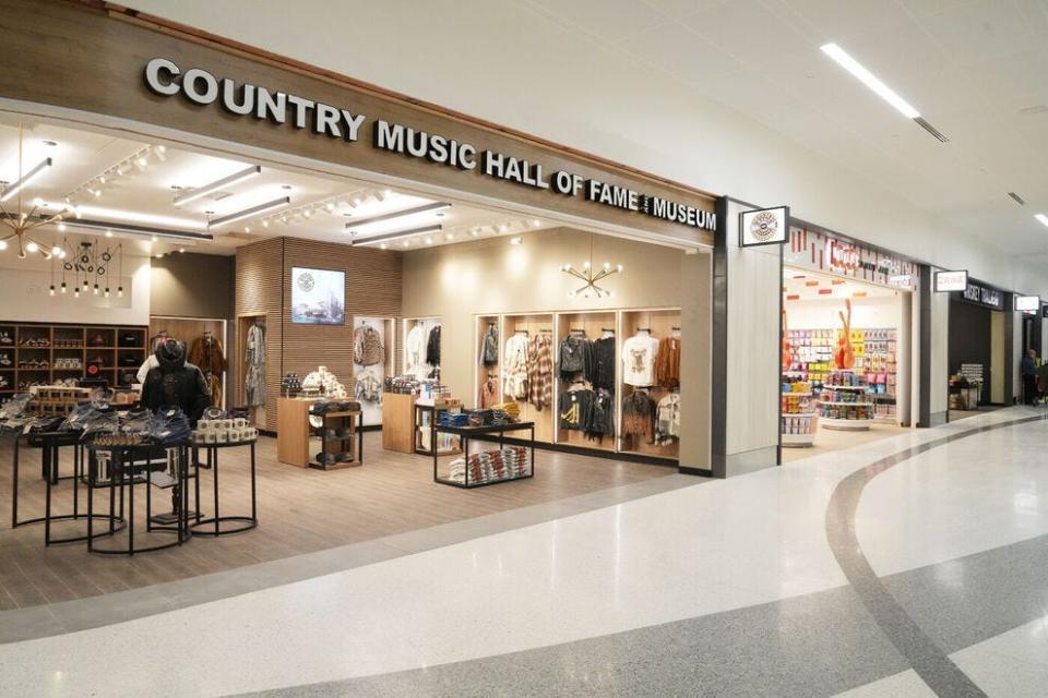 Shop until you fly at Nashville International Airport (BNA)