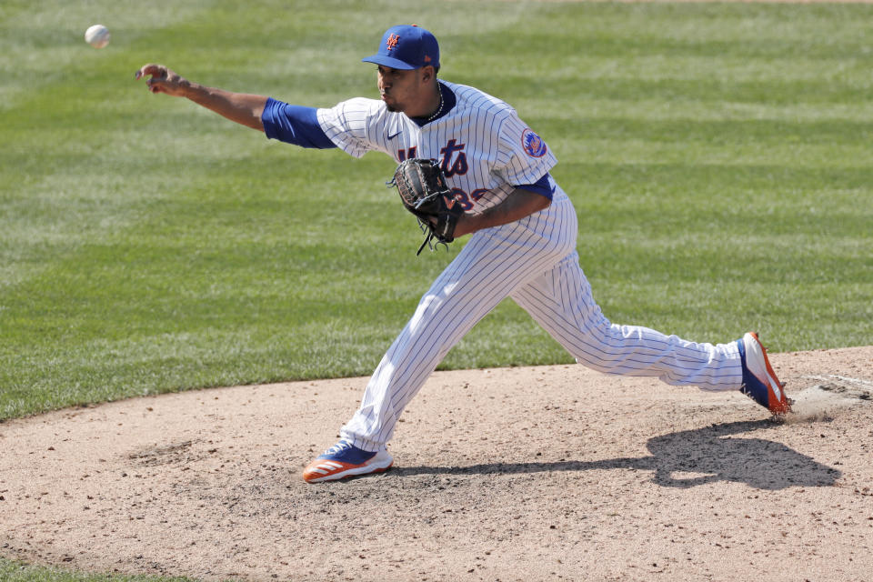 New York Mets relief pitcher Edwin Diaz delivers during the eighth inning of a baseball game against the Miami Marlins at Citi Field, Sunday, Aug. 9, 2020, in New York. (AP Photo/Kathy Willens)