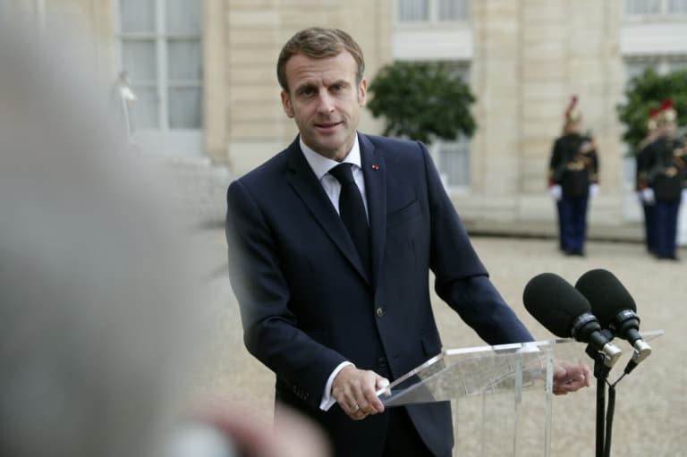 Le président Emmanuel Macron s'exprime devant la presse dans la cour de l'Elysée, à Paris, le 3 novembre 2021 - GEOFFROY VAN DER HASSELT © 2019 AFP