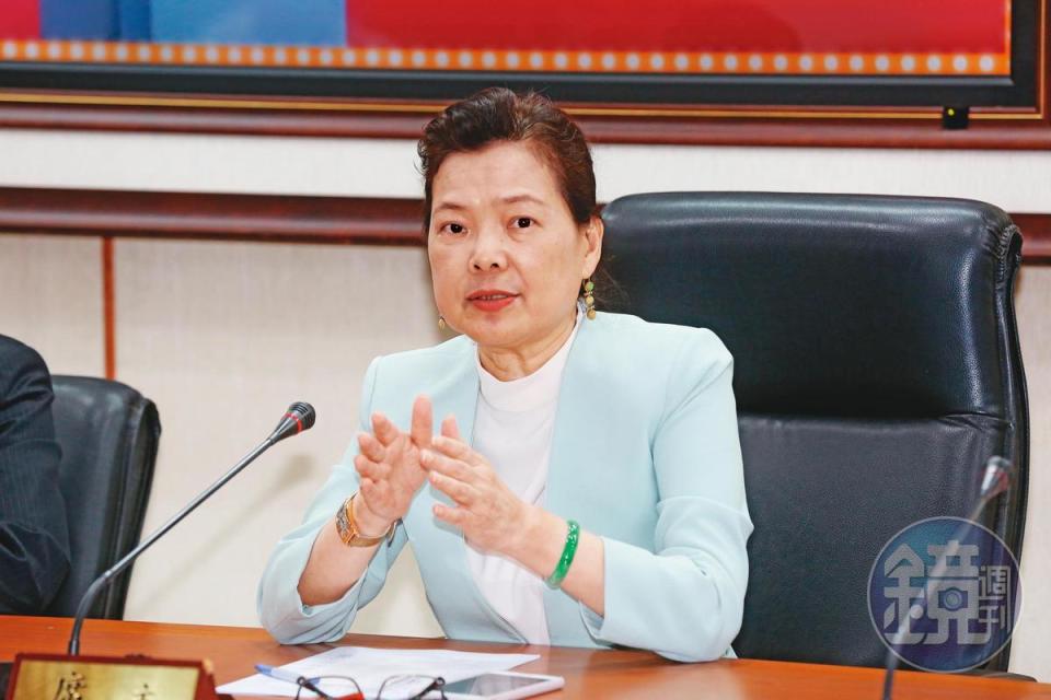 經濟部長王美花表示，經濟部有權要求大同重選董事。