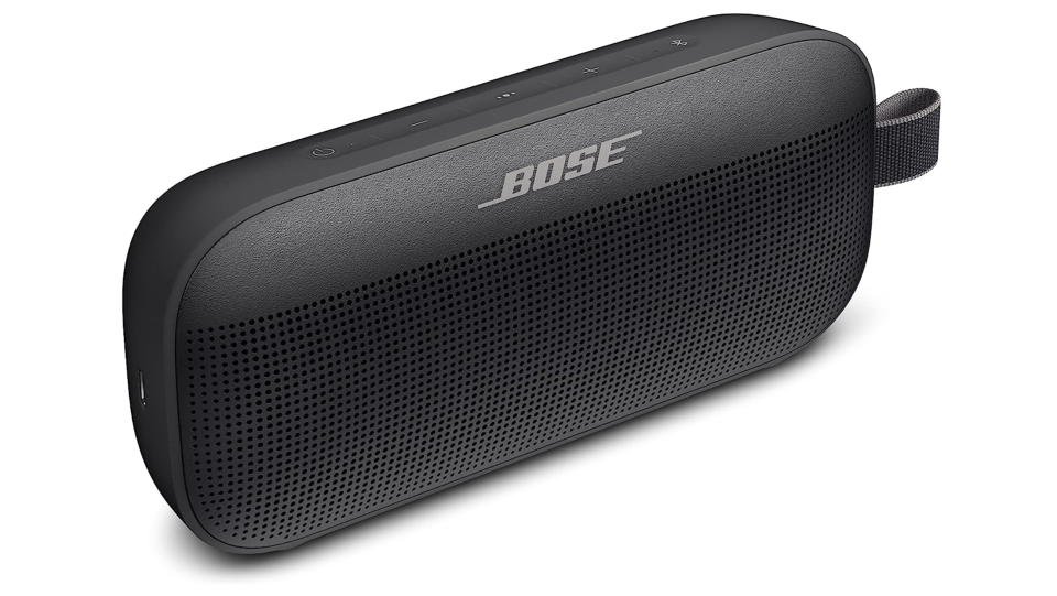 BOSE SoundLink Flex Bluetooth speaker. (PHOTO: Amazon Singapore)