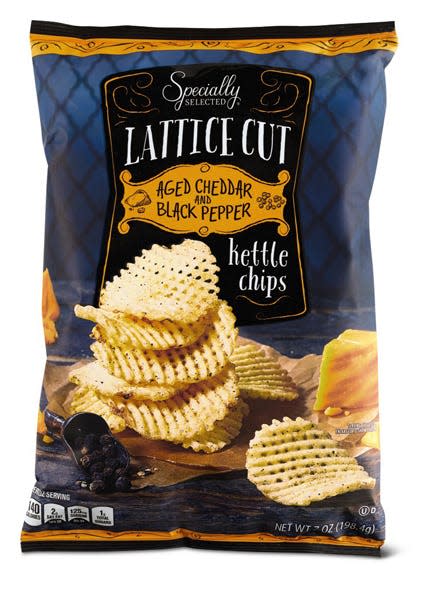 Specially Selected Lattice Cut Kettle Chips