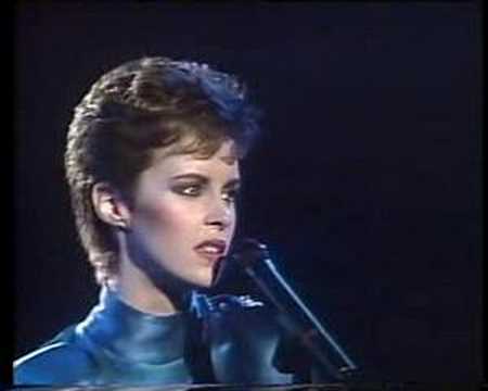 6. Sheena Easton – "For Your Eyes Only"