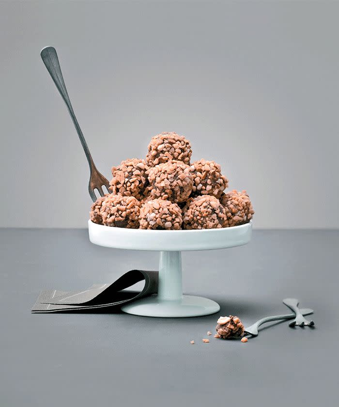 <p>Nutella truffles</p>