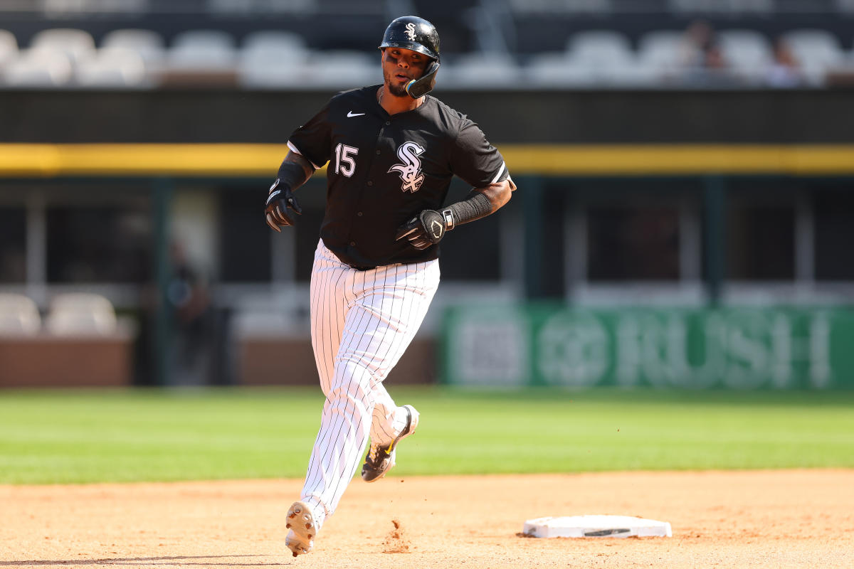 White Sox designate Martín Maldonado for assignment: Report