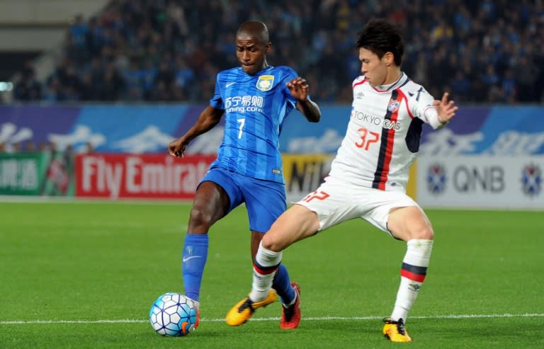 Gao said more players of the calibre of Brazilian midfielder Ramires Santos (L), pictured playing with Jiangsu FC on April 6, 2016, will soon be on their way from Europe