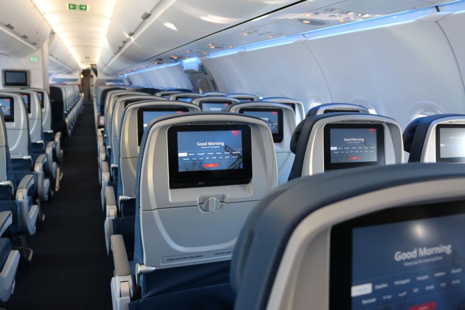 The seatback screens on a Delta Airlines A321