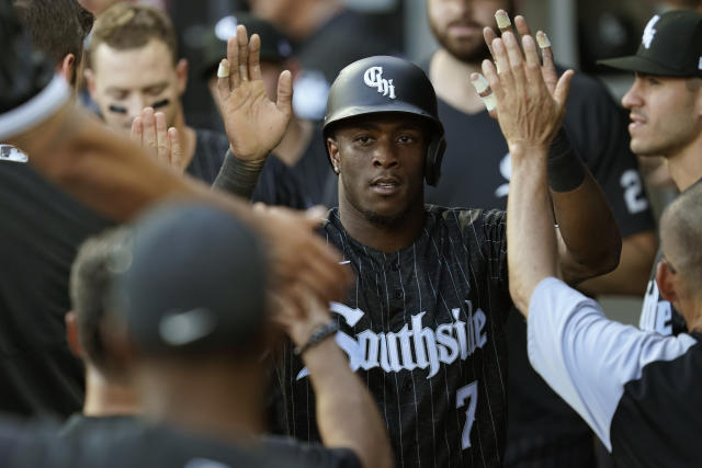 Andrew Vaughn gets 4 hits as White Sox beat Blue Jays 8-7