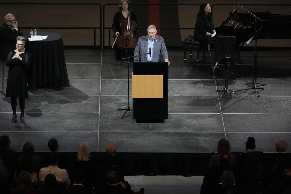 Former Baseball Commissioner Bud Selig speaks during a memorial service for former U.S. Senator Herb Kohl, Friday, Jan. 12, 2024, at the Fiserv Forum in Milwaukee. (AP Photo/Morry Gash)