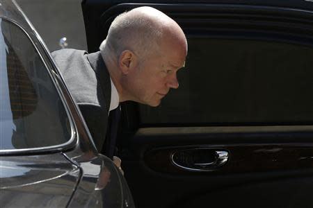 Britain's Foreign Secretary William Hague arrives to attend the African Security Summit at the Elysee Palace in Paris, May 17, 2014. REUTERS/Gonzalo Fuentes