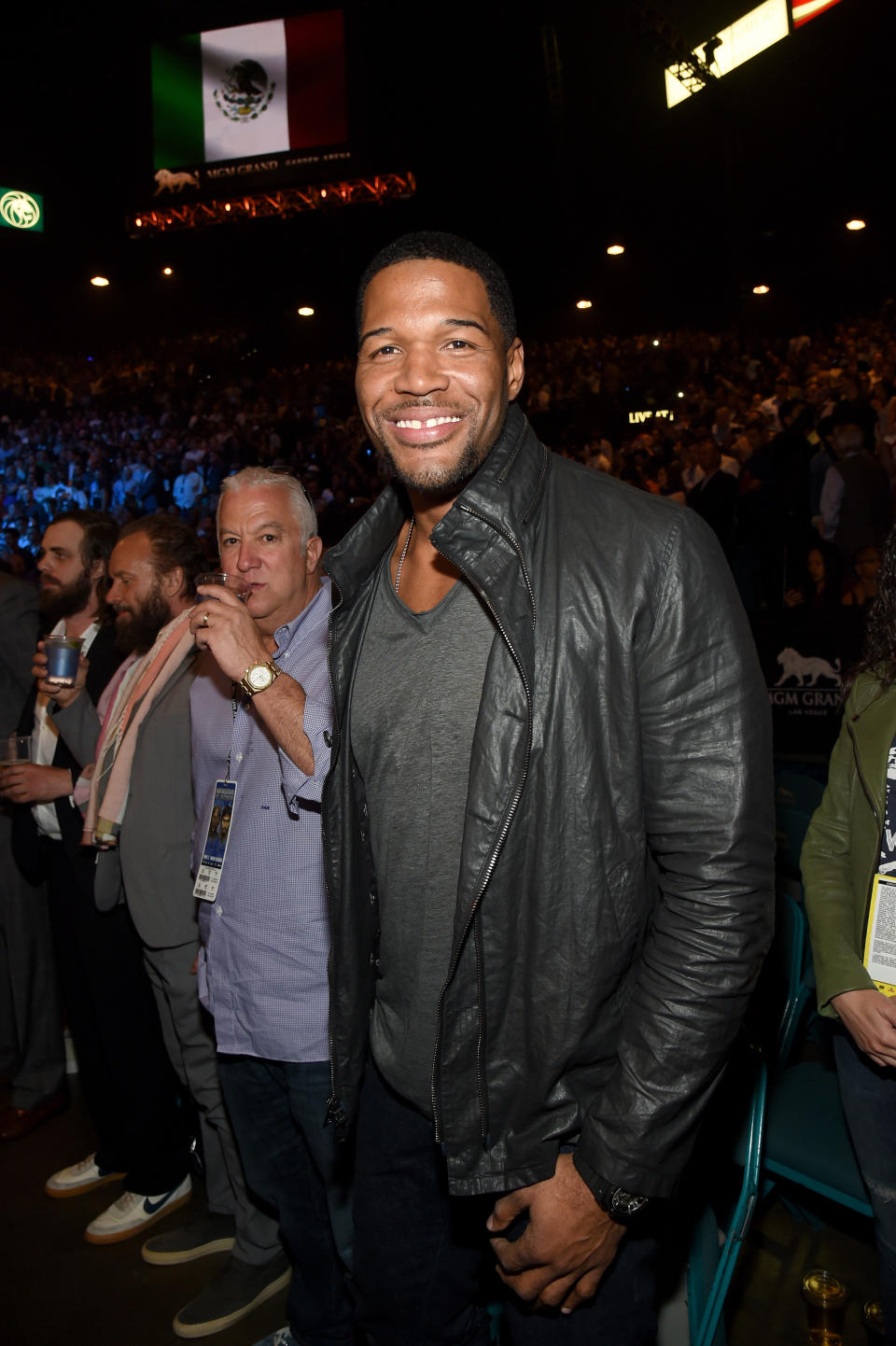 LAS VEGAS, NV - MAY 02:  TV personality Michael Strahan stand ringside At 'Mayweather VS Pacquiao' presented by SHOWTIME PPV And HBO PPV at MGM Grand Garden Arena on May 2, 2015 in Las Vegas, Nevada.  (Photo by Ethan Miller/Getty Images for SHOWTIME)