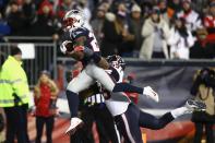 <p>James White #28 of the New England Patriots catches a pass for a touchdown in the third quarter against the Houston Texans during the AFC Divisional Playoff Game at Gillette Stadium on January 14, 2017 in Foxboro, Massachusetts. (Photo by Elsa/Getty Images) </p>