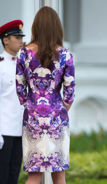 Catherine, Duchess of Cambridge (dress detail) attends the welcome ceremony on arrival at the Istana on day 1 of their Diamond Jubilee tour on September 11, 2012 in Singapore. (Photo by Samir Hussein/WireImage)