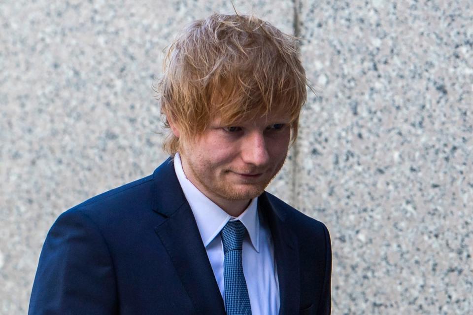 Ed Sheeran walks into Manhattan federal court (Brittainy Newman)