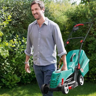 Save 30% on this perfect-for-summer Bosch lawnmower.