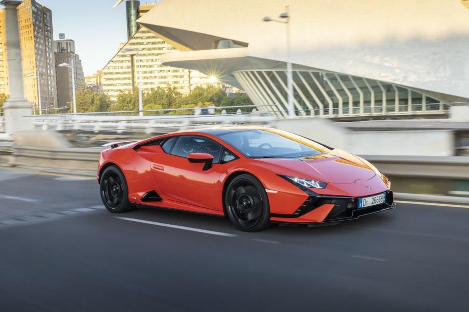 2023 Lamborghini Huracán Tecnica - Photos From Every Angle