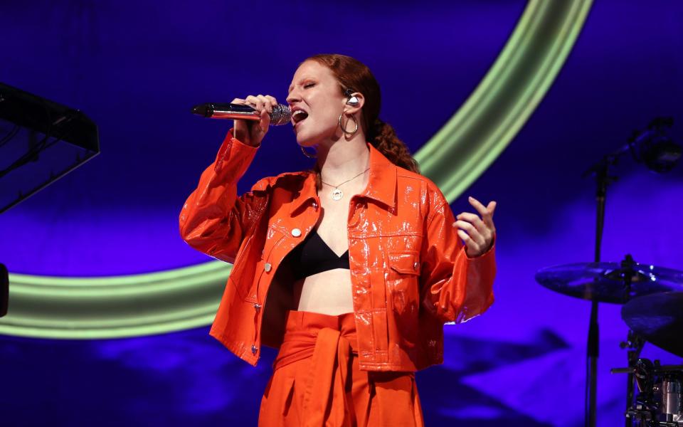 Glynne performs at the Darlington Arena in 2019 - Chris Booth/MI News/Nur Photo via Getty Images