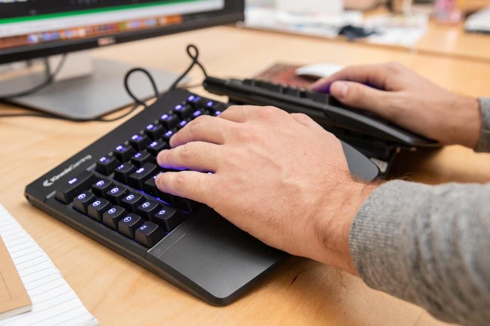 Ergonomic keyboard