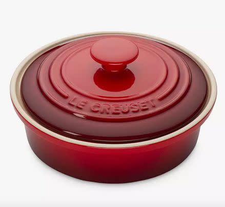 Enjoy 25% off this gorgeous Le Creuset camembert dish