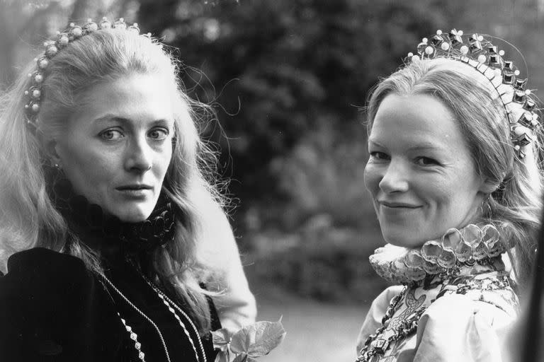 Vanessa Redgrave y Glenda Jackson en 1971, en Mary, Queen of Scots