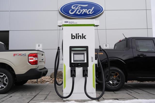 As electric vehicle sales slow US relaxes plans for stricter auto