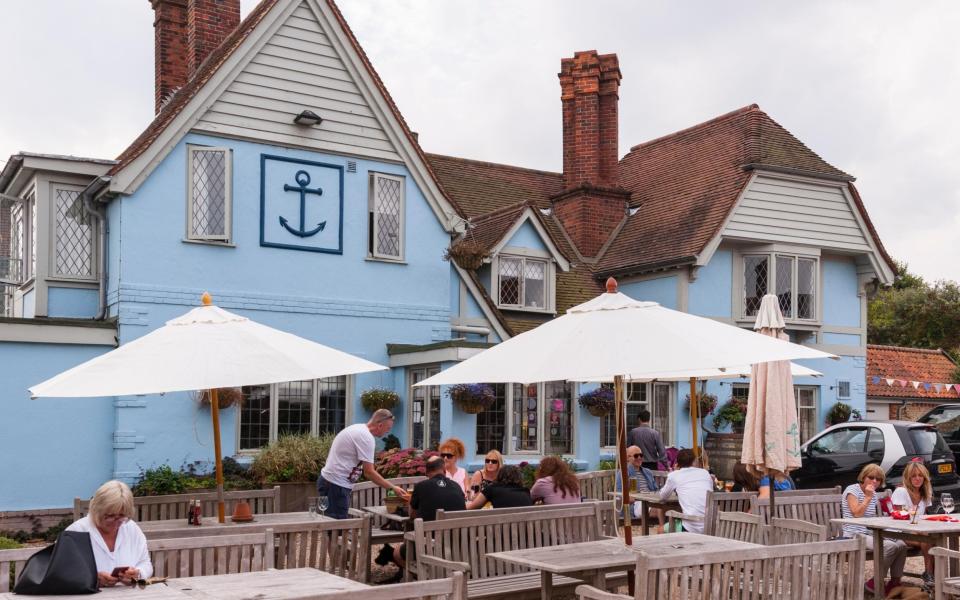 The Anchor at Walberswick autumn weekend breaks - Alamy