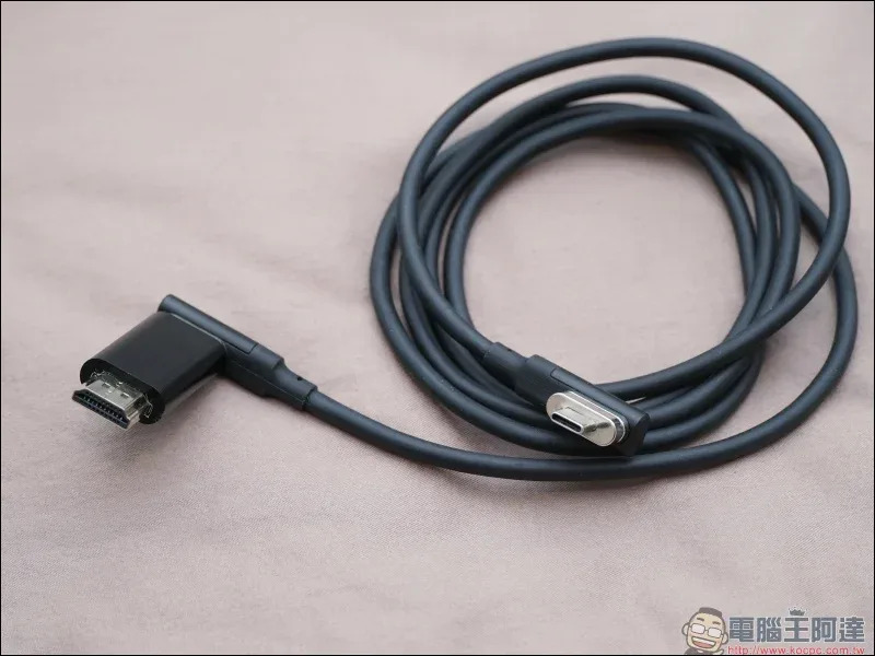 Simplelink 全球首創雙面磁吸傳輸線簡單動手玩：支援 USB Type-C 充電、檔案傳輸、 4K HDMI 影像輸出